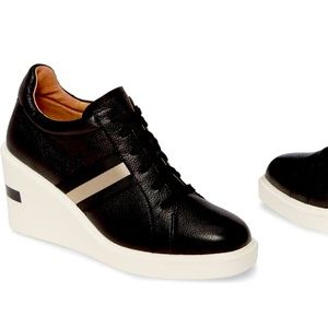 👟Linea Paolo Kandis Wedge Sneaker
